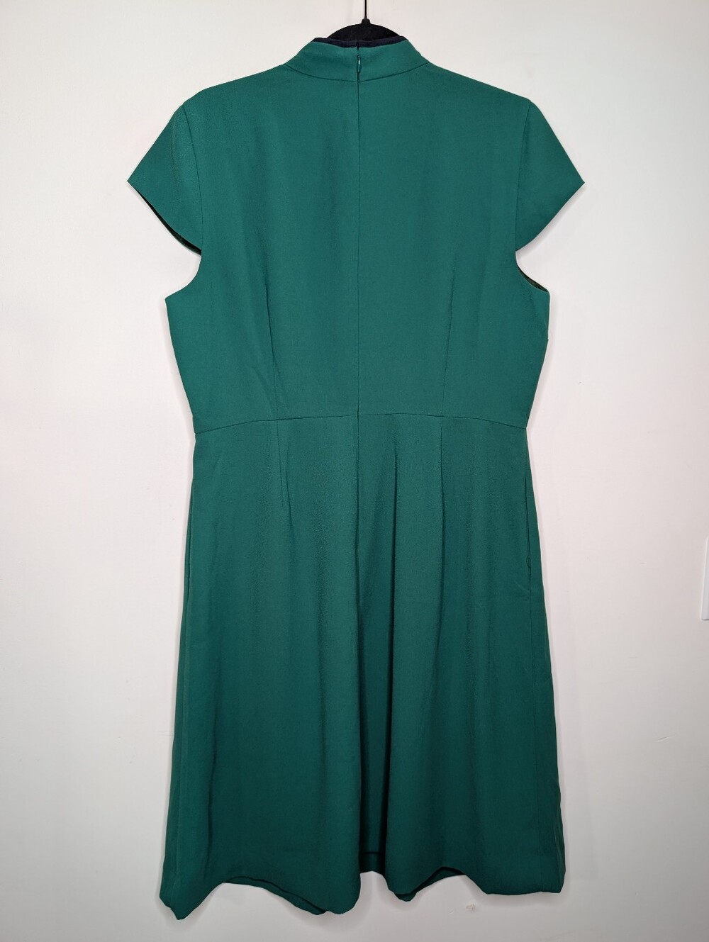J.Crew Emerald Green Tie Neck A-Line Dress Size 14 NWT Cap Sleeve Midi - Picture 10 of 10